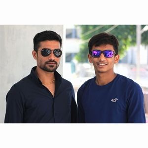 Meet your Posher, Nakul